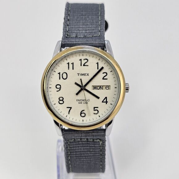 Timex Men's Watch 35MM White Dial Day Date New Gray Nylon Bands New Battery - Picture 1 of 15